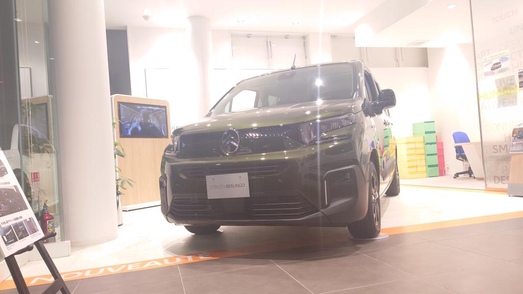 NEW BERLINGO LONG グリーンシルカ展示中🟢