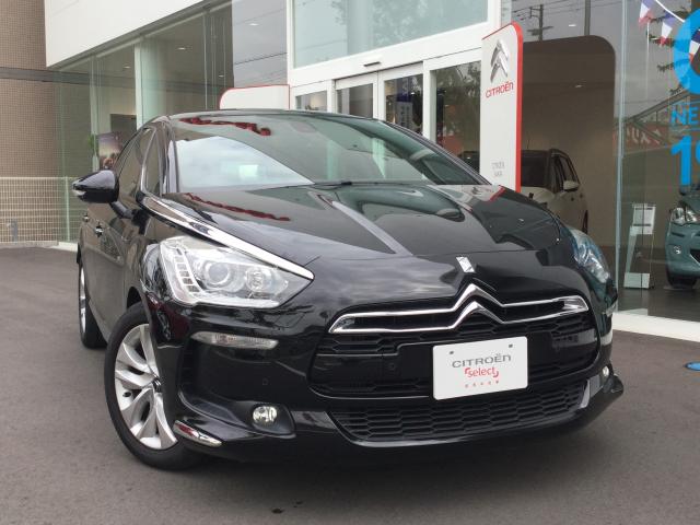 DS5の認定中古車が入荷しました！！